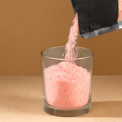 Luxury Powder Candles - Refillable Sand Wax with 20 Wicks (Berry Blast)